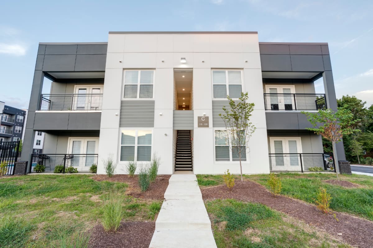 Donelson Apartments Radius at Donelson Home